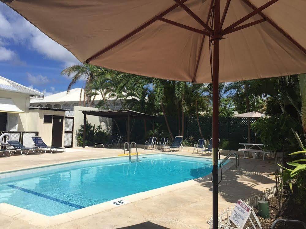 Southern Surf Beach Apartments Rockley Екстериор снимка